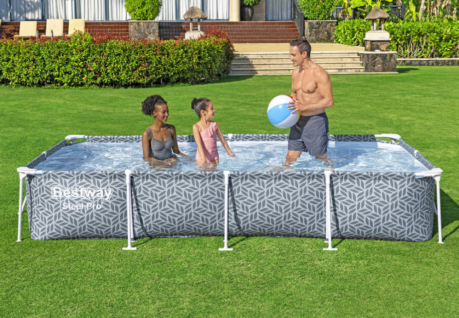   Bestway 561FT Steel Pro Frame Pool (366  201  66 )