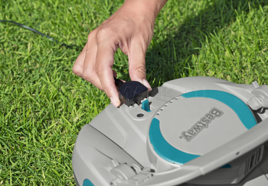     Bestway 58864 AquaTronix G100 Robotic Pool Vacuum